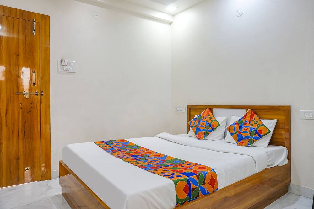 Photo of Bedroom in Alandi