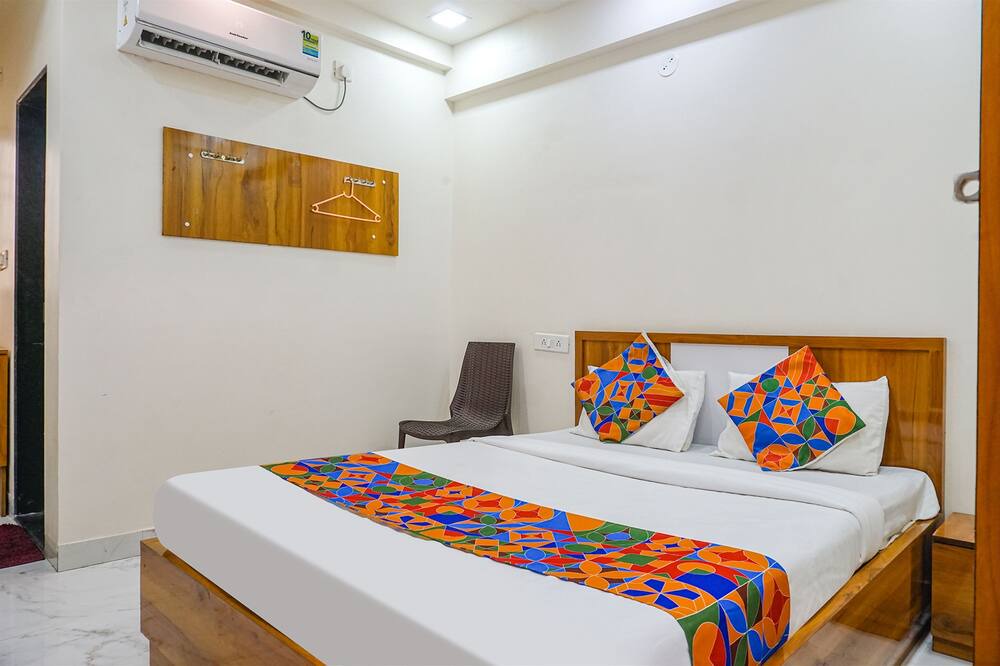 Photo of Bedroom in Alandi