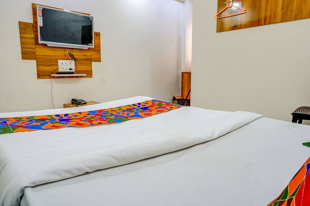 Photo of Bedroom in Alandi