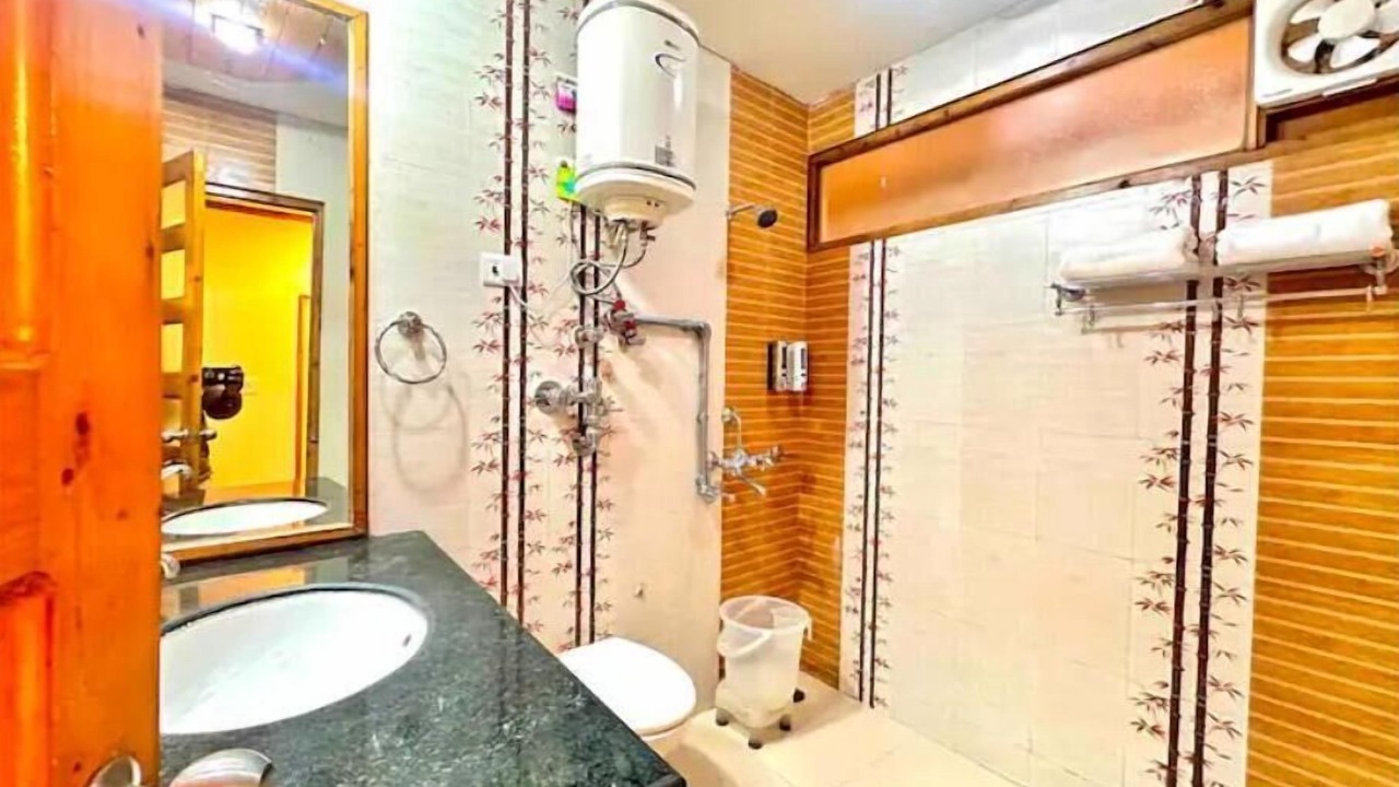 Photo of Bathroom in Aleo