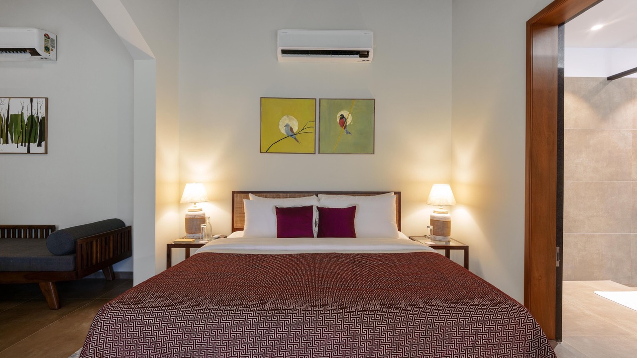 Photo of Bedroom in Junagadh