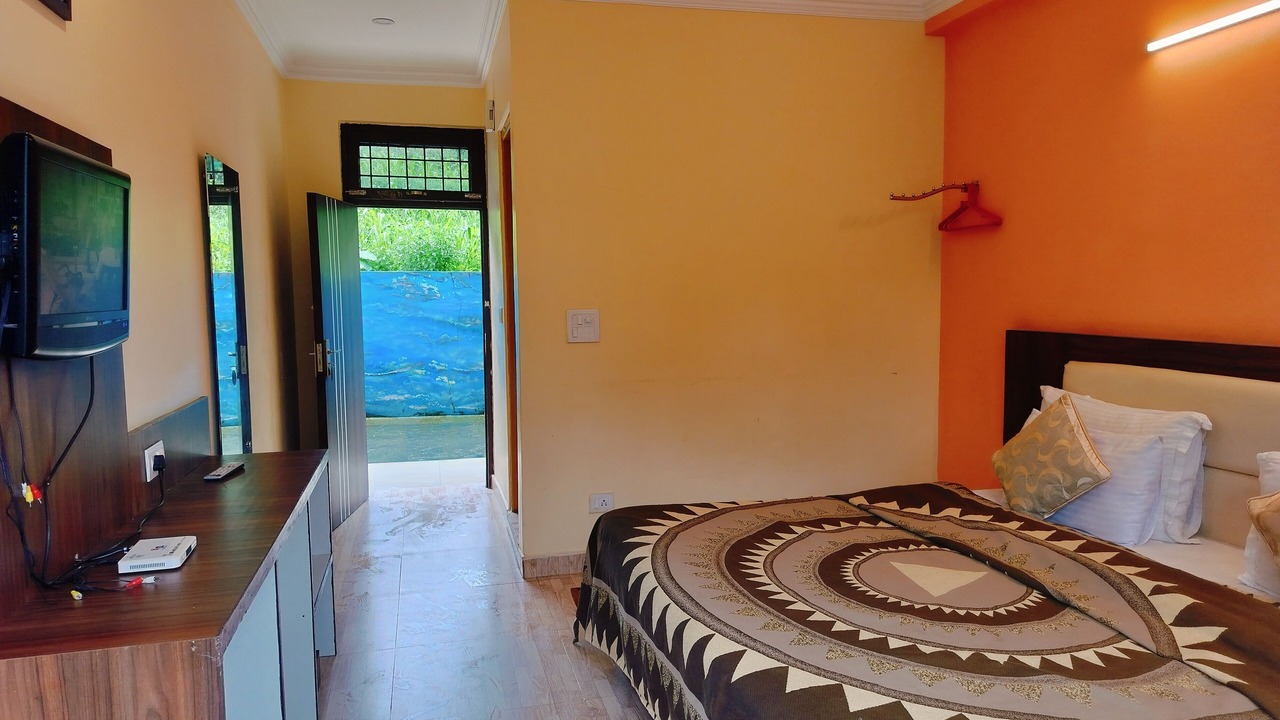 Photo of Bedroom in Naddi