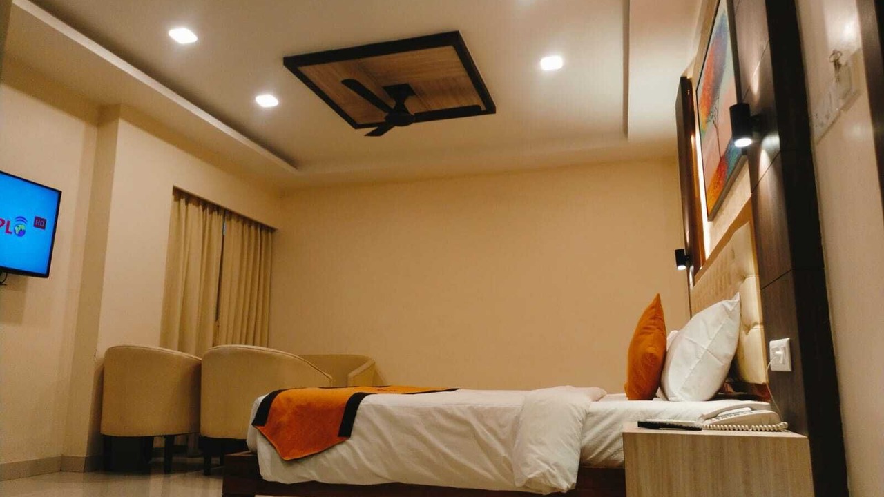 Photo of Bedroom in Tarapith