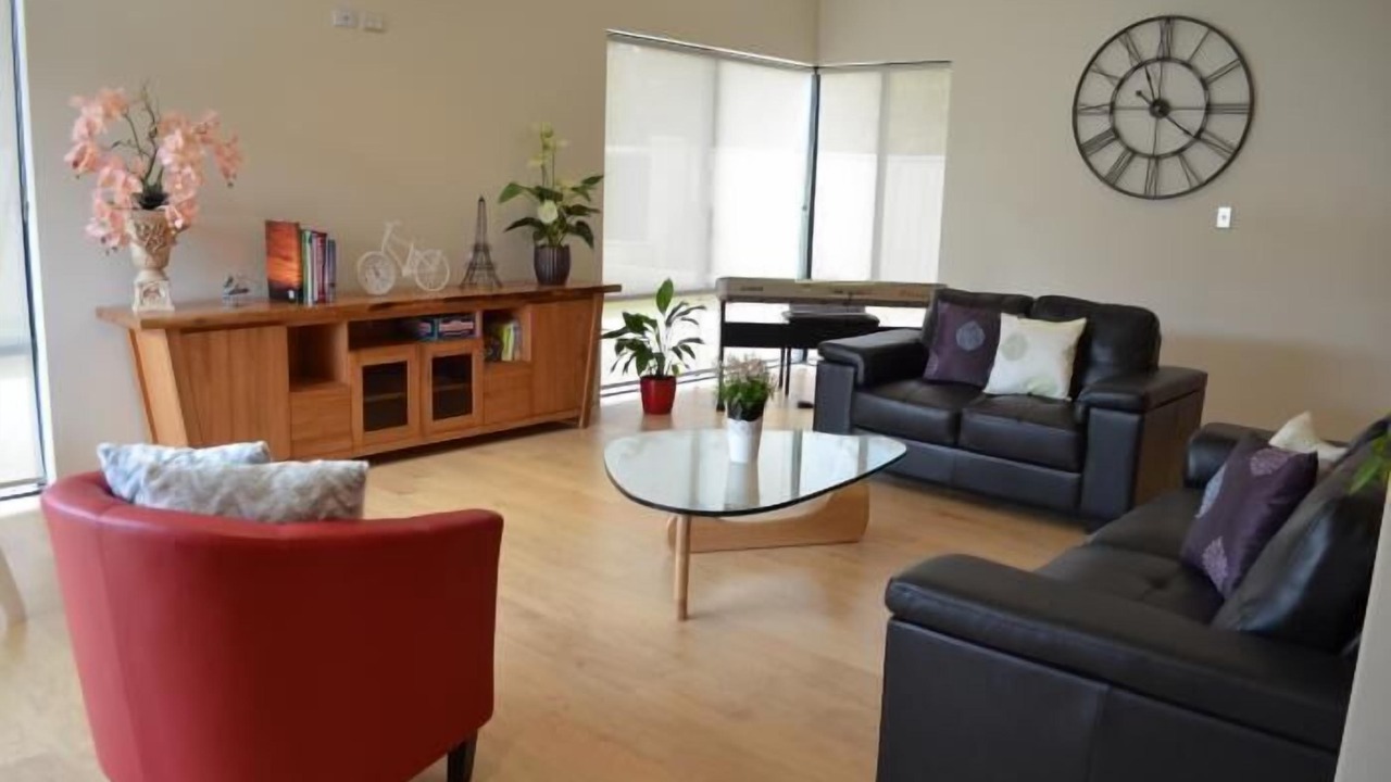 Photo of Livingroom in Belmont