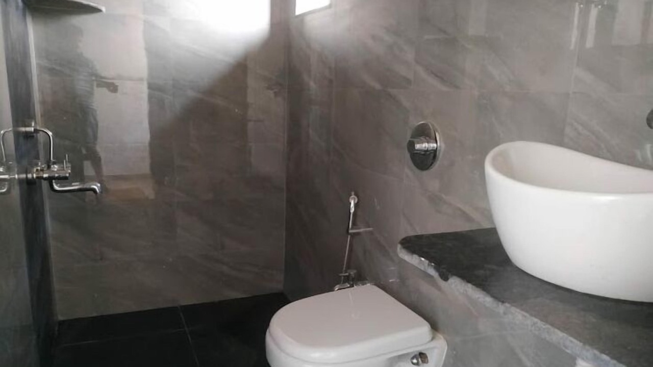 Photo of Bathroom in Devbag