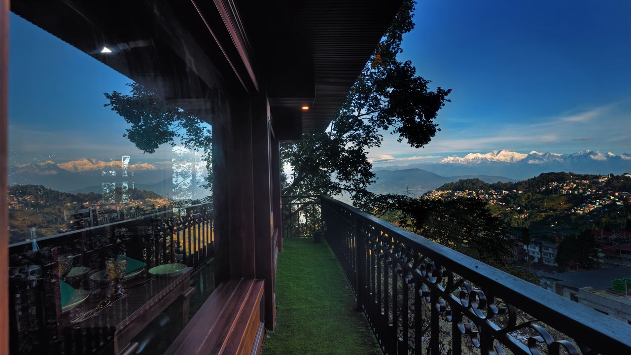 Photo of Patio Balcony in Darjeeling