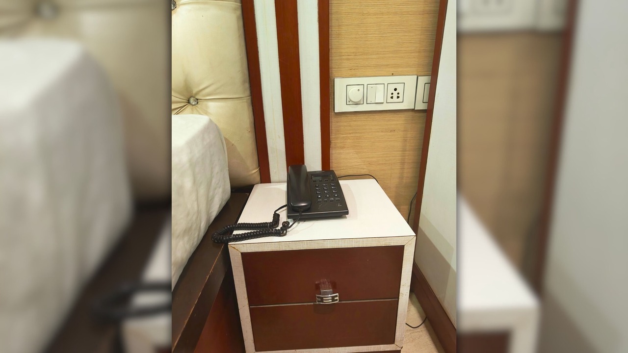 Photo of Bedroom in Dariyaganj