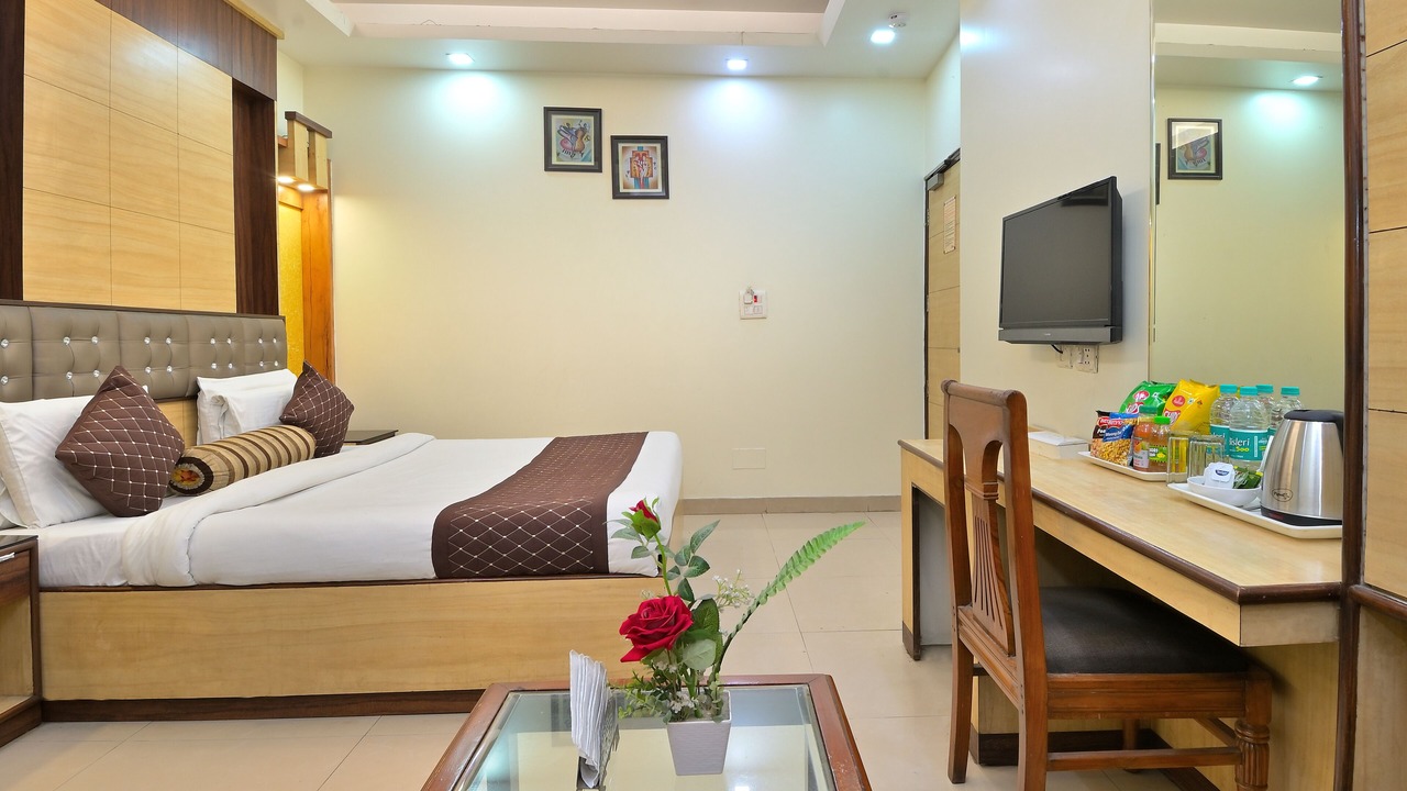 Photo of Bedroom in Karol Bagh