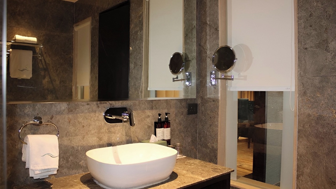 Photo of Bathroom in Ranjit Avenue