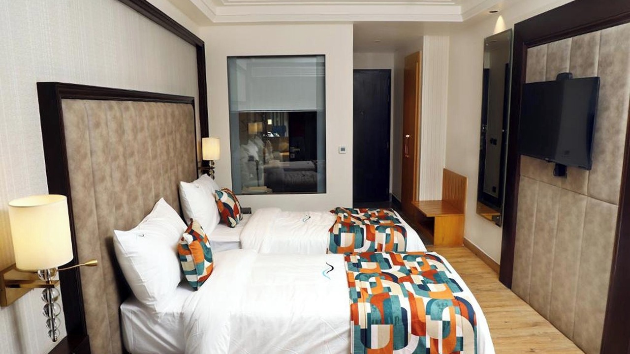Photo of Bedroom in Ranjit Avenue