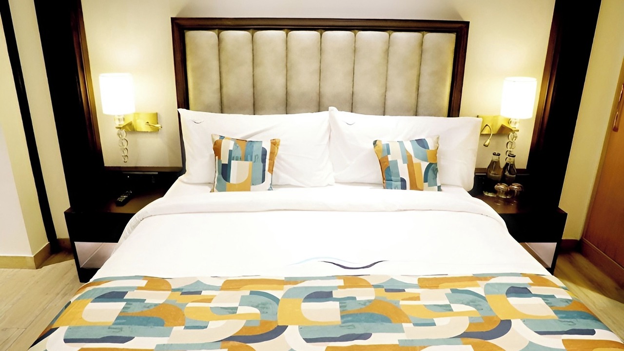 Photo of Bedroom in Ranjit Avenue