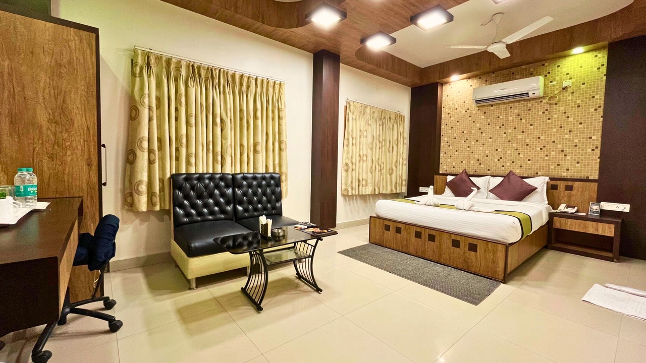 Photo of Bedroom in Malda