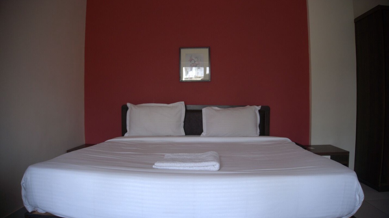 Photo of Bedroom in Shenoys