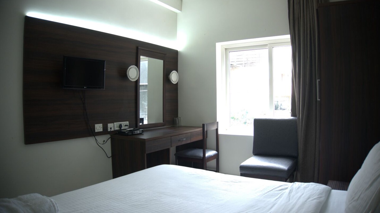 Photo of Bedroom in Shenoys