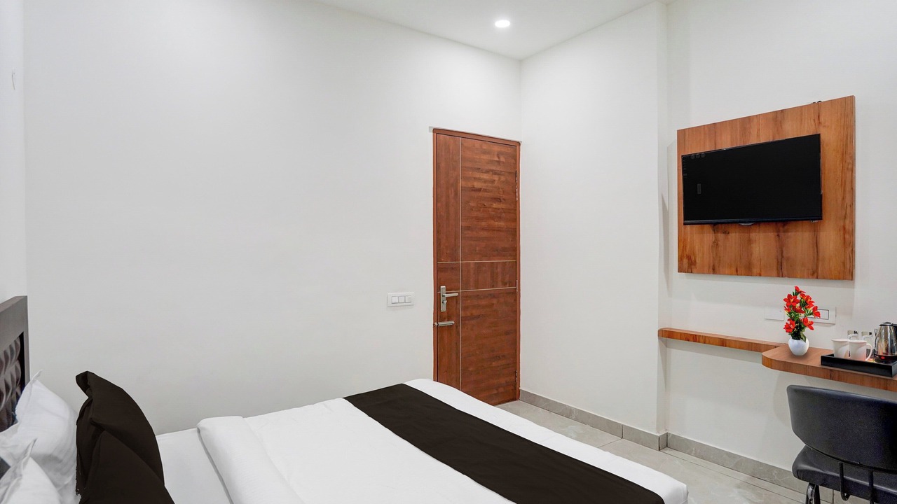 Photo of Bedroom in Kharar