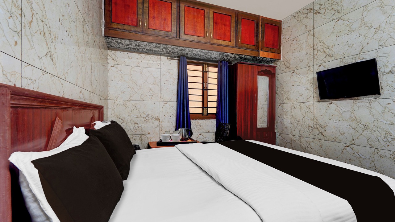 Photo of Bedroom in Gandhipuram