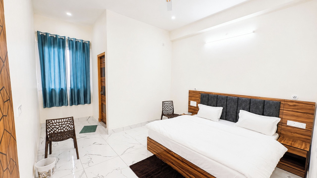 Photo of Bedroom in Gangotri