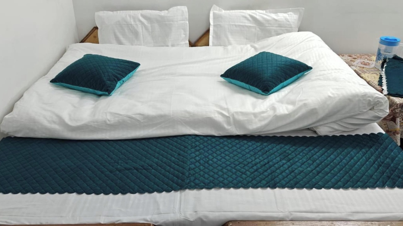 Photo of Bedroom in Bhatwari