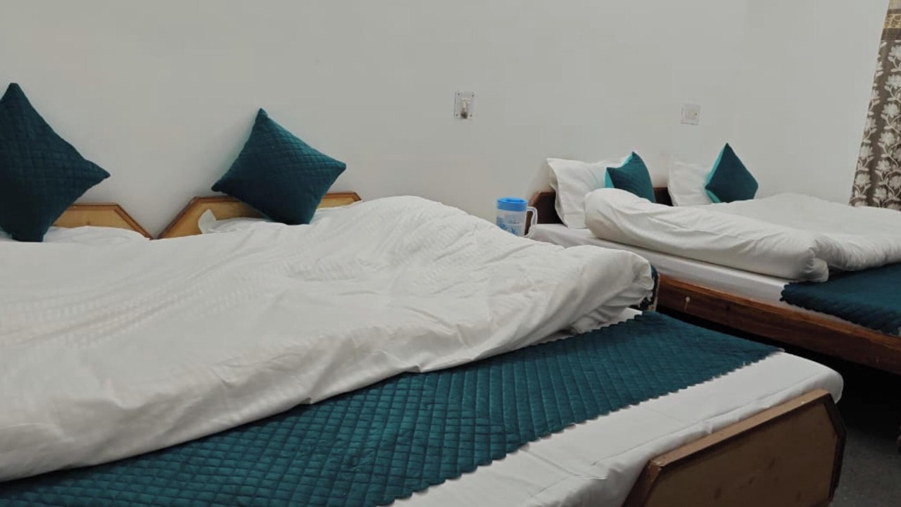 Photo of Bedroom in Bhatwari
