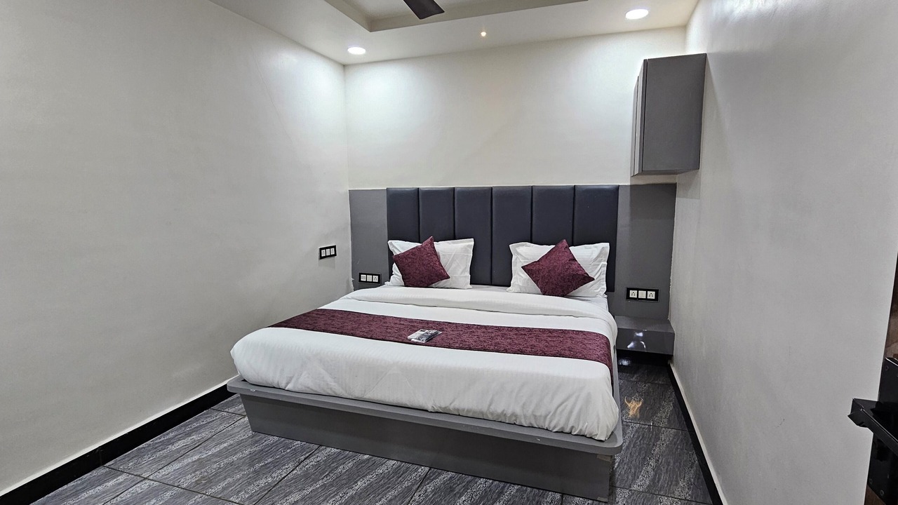 Photo of Bedroom in Wankaner