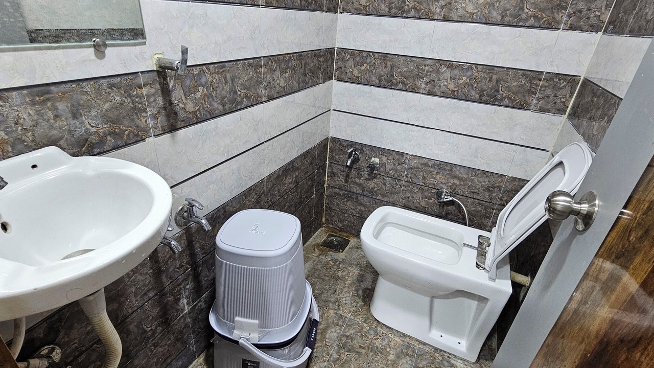 Photo of Bathroom in Wankaner
