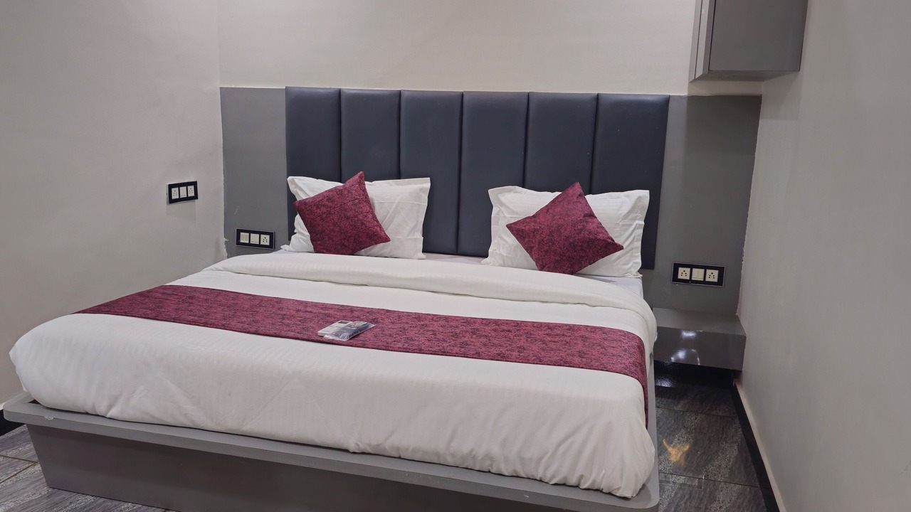 Photo of Bedroom in Wankaner