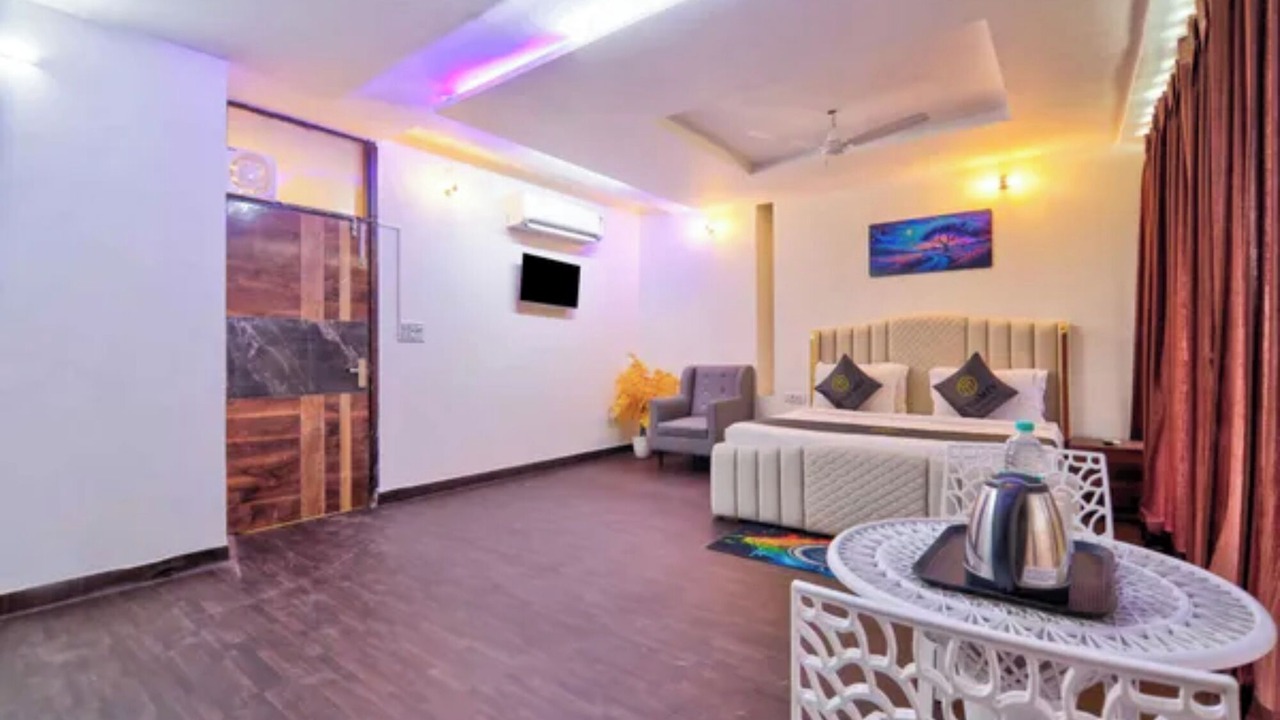 Photo of Bedroom in Pashim Vihar