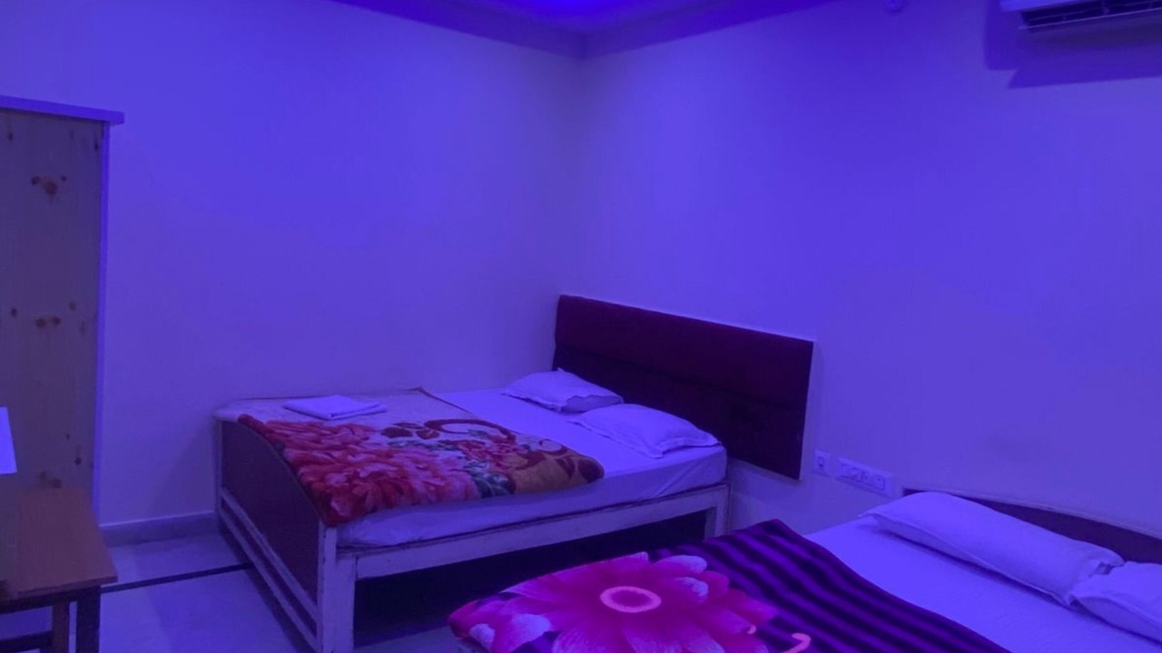 Photo of Bedroom in Srinagar