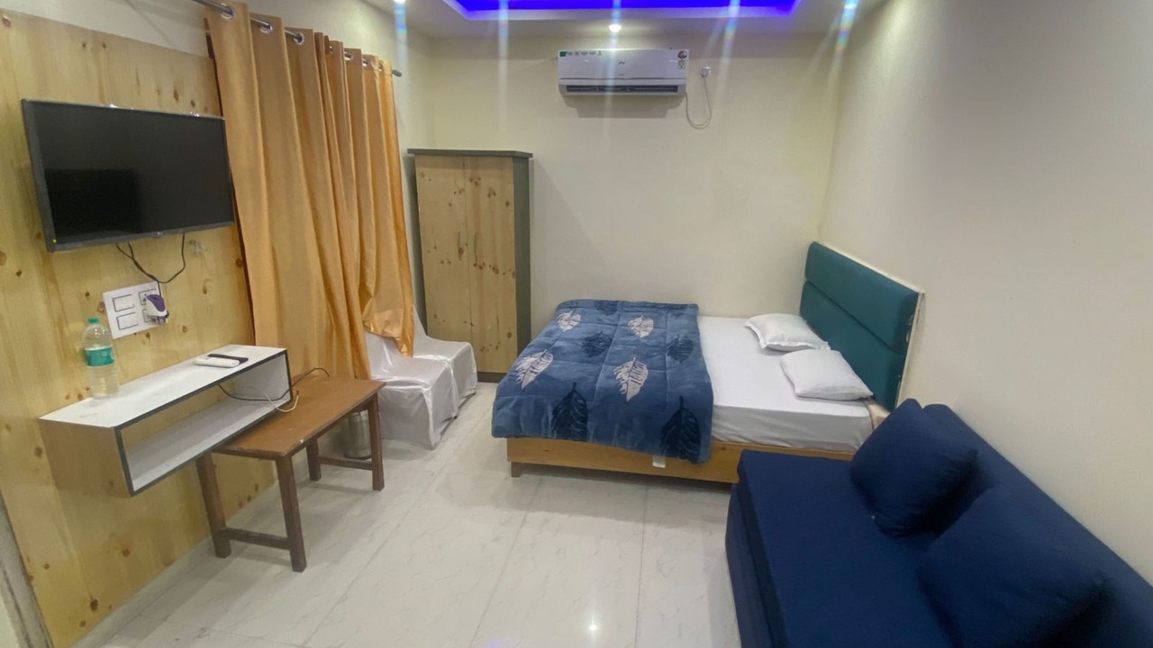 Photo of Bedroom in Srinagar