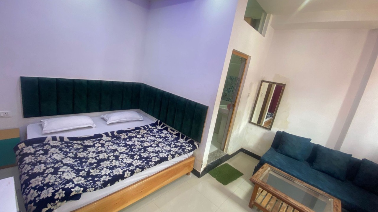 Photo of Bedroom in Srinagar
