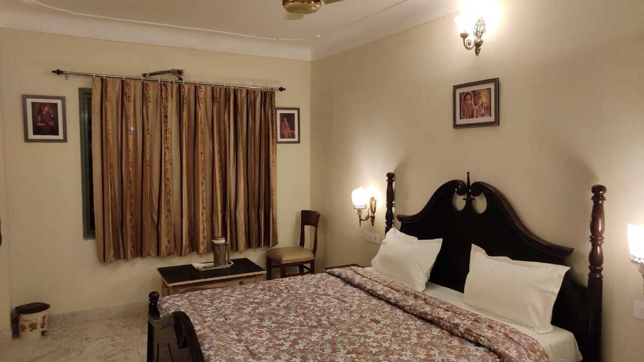 Photo of Bedroom in Shavri Colony