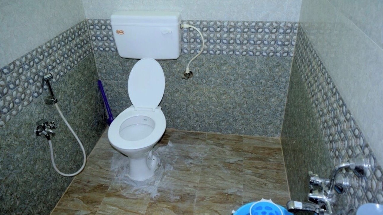 Photo of Bathroom in Anna Nagar