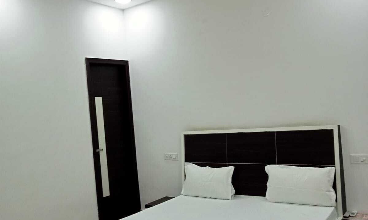 Photo of Bedroom in Malout