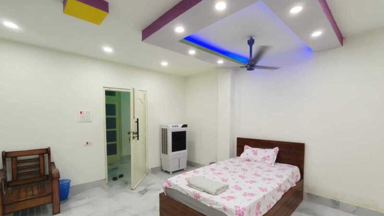 Photo of Bedroom in Daporijo