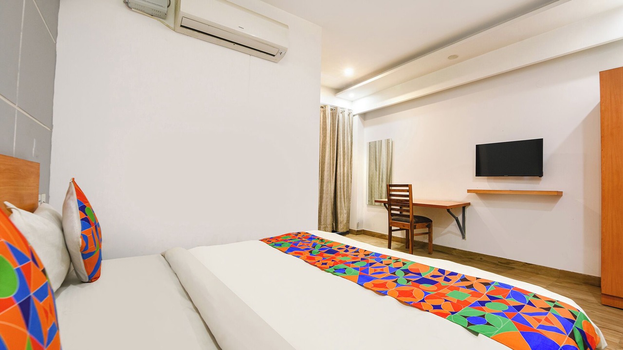 Photo of Bedroom in DLF Phase 3
