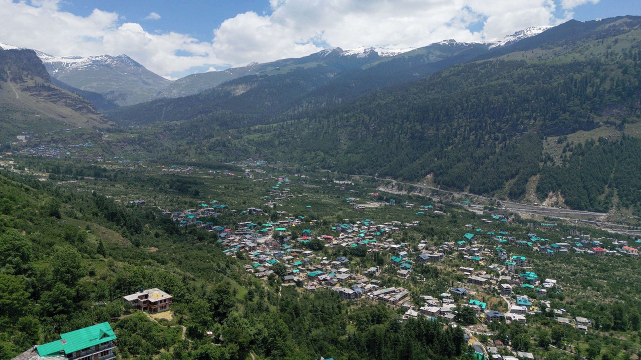 Photo of Outdoor in Burwa