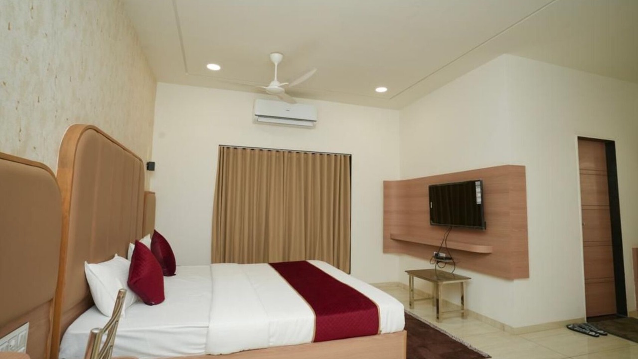 Photo of Bedroom in Morbi