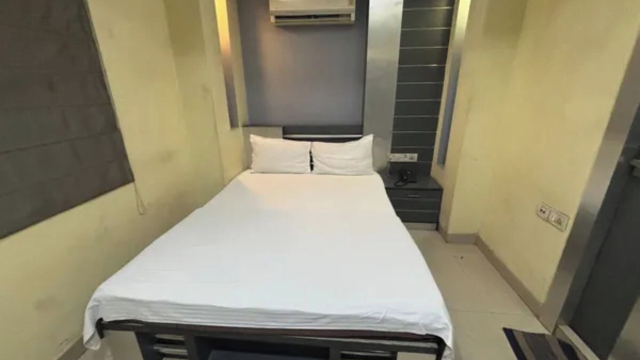 Photo of Bedroom in Kolkata