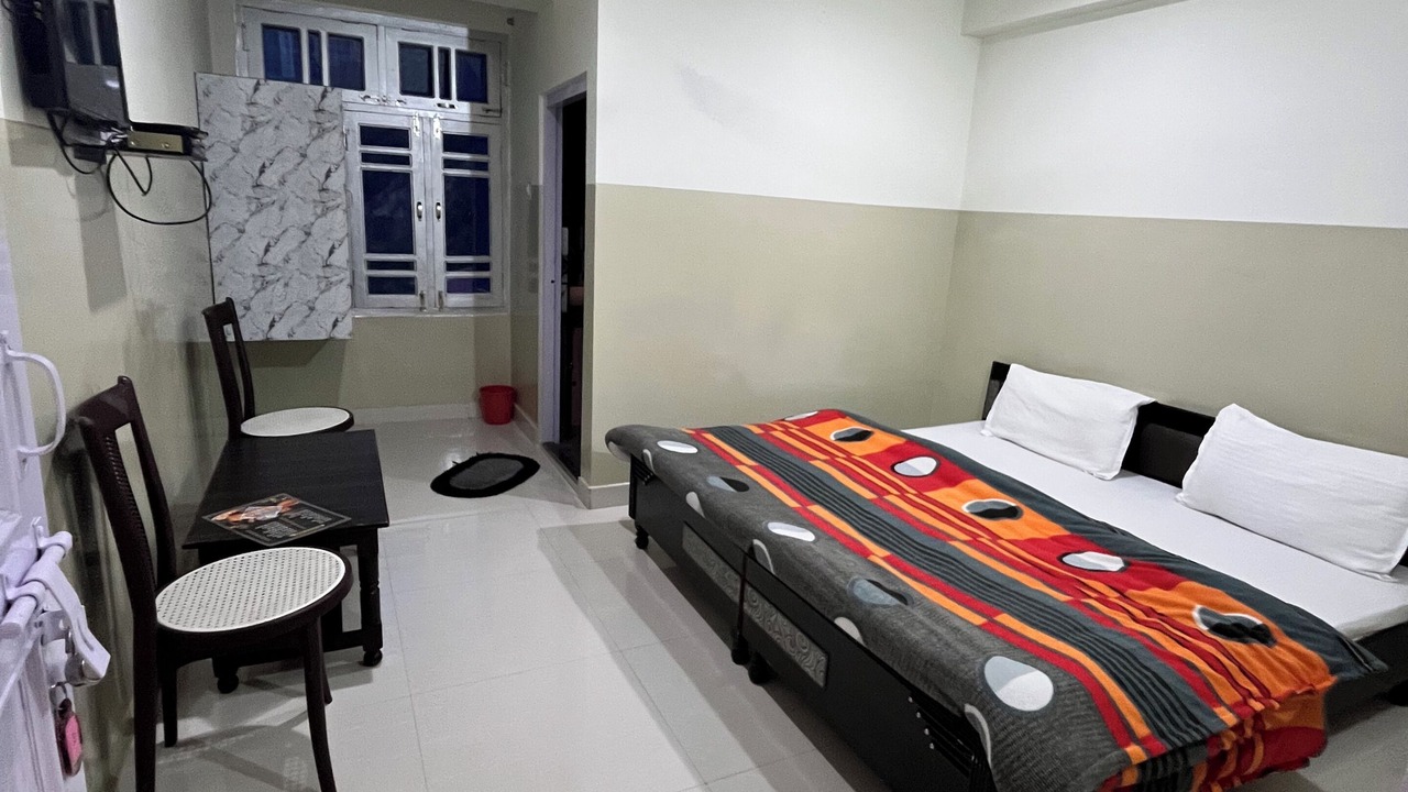 Photo of Bedroom in Brahmaur