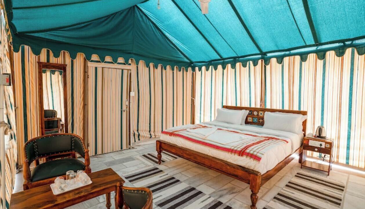 Photo of Others in Sam