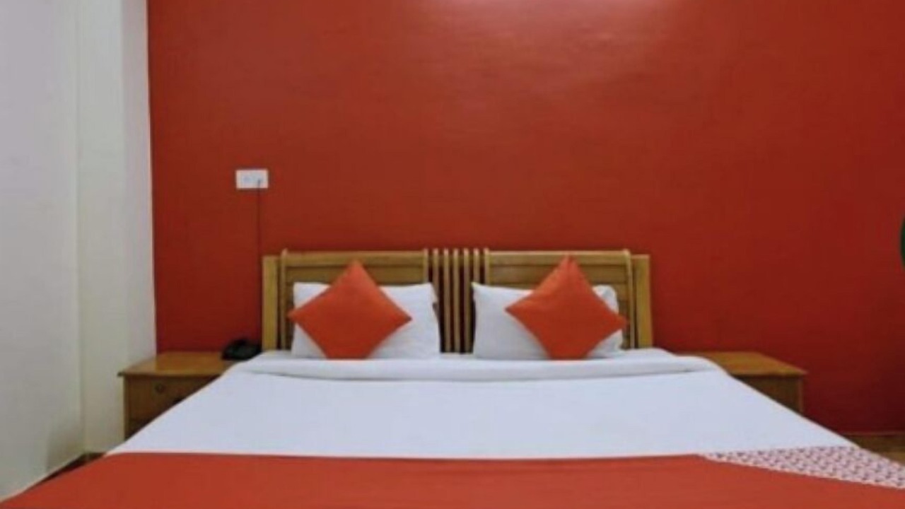 Photo of Bedroom in Mayapur