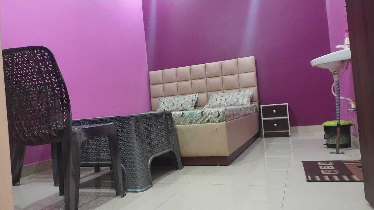 Photo of Bedroom in Basti