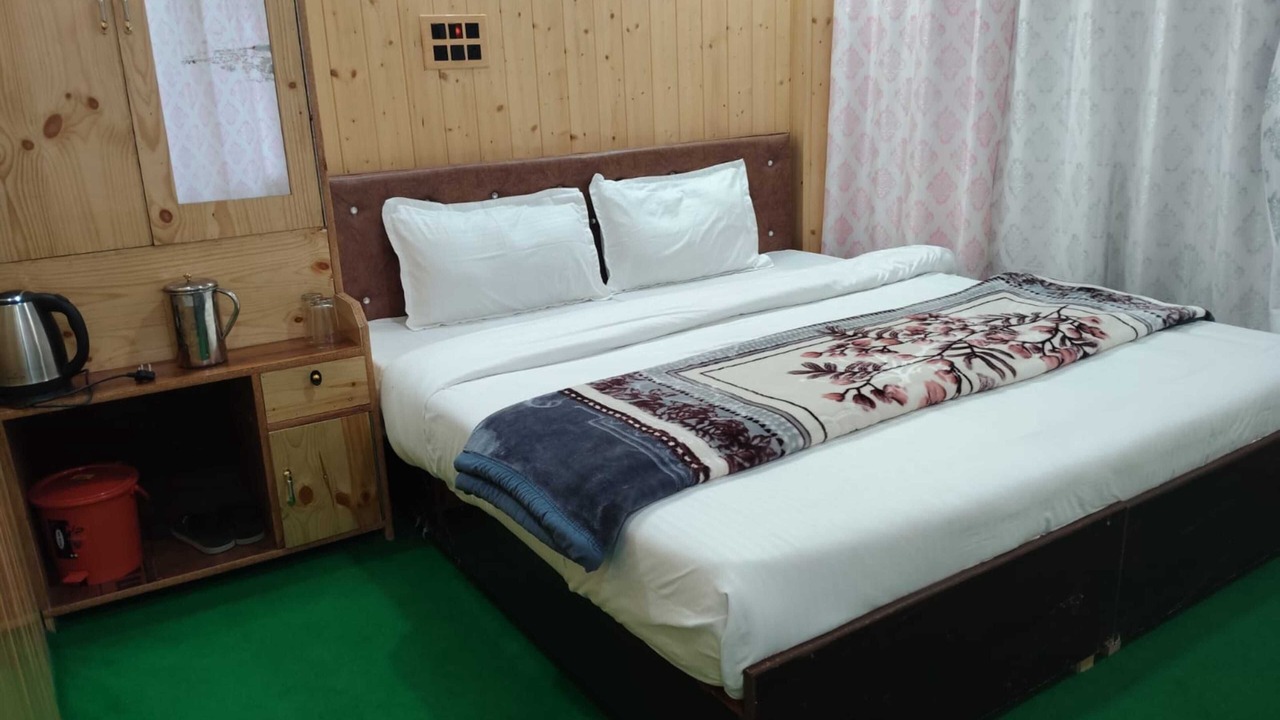 Photo of Bedroom in Chitkul