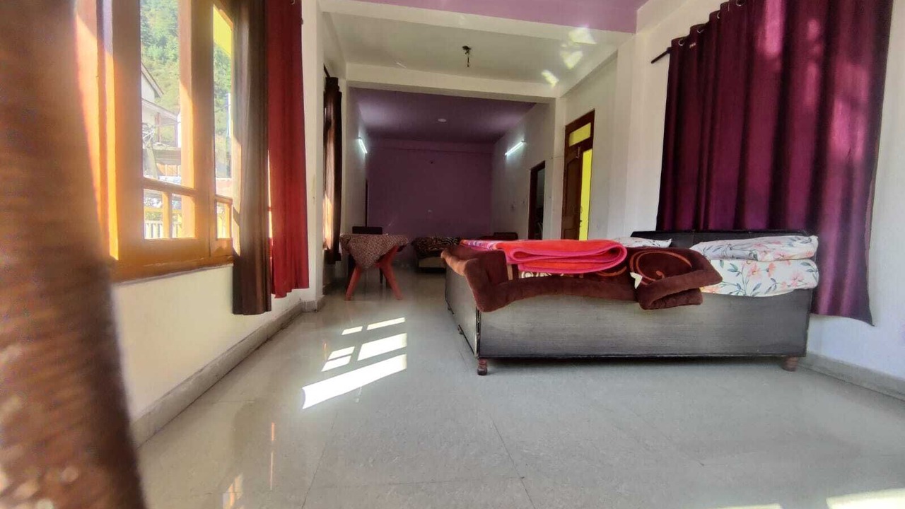 Photo of Bedroom in Tosh