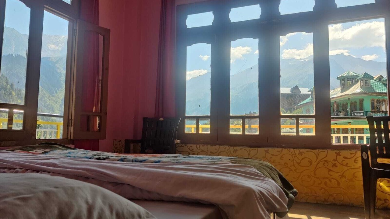 Photo of Bedroom in Tosh