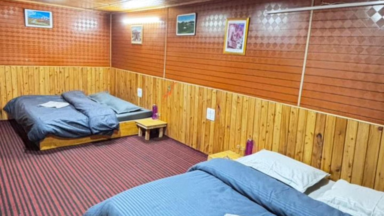 Photo of Bedroom in Jibhi