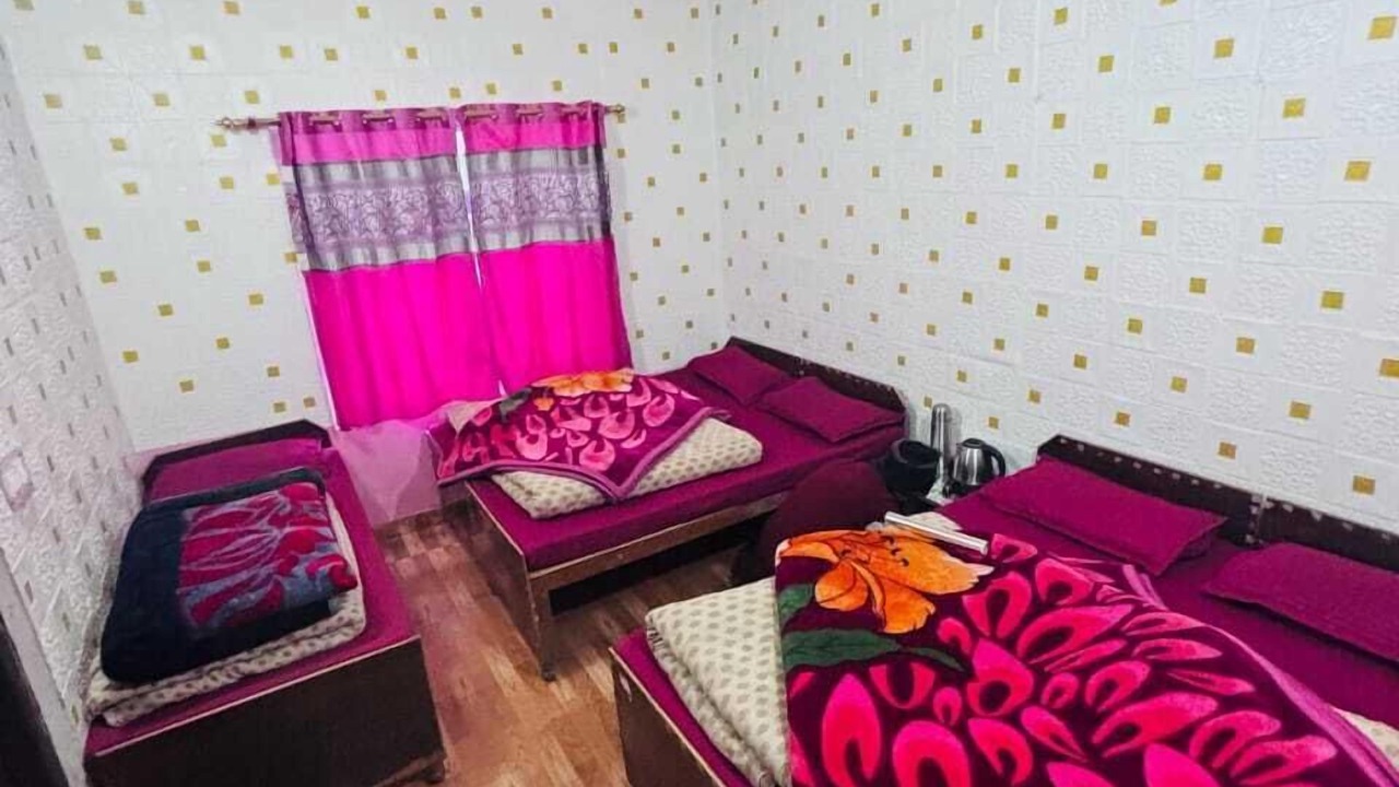 Photo of Bedroom in Kedarnath
