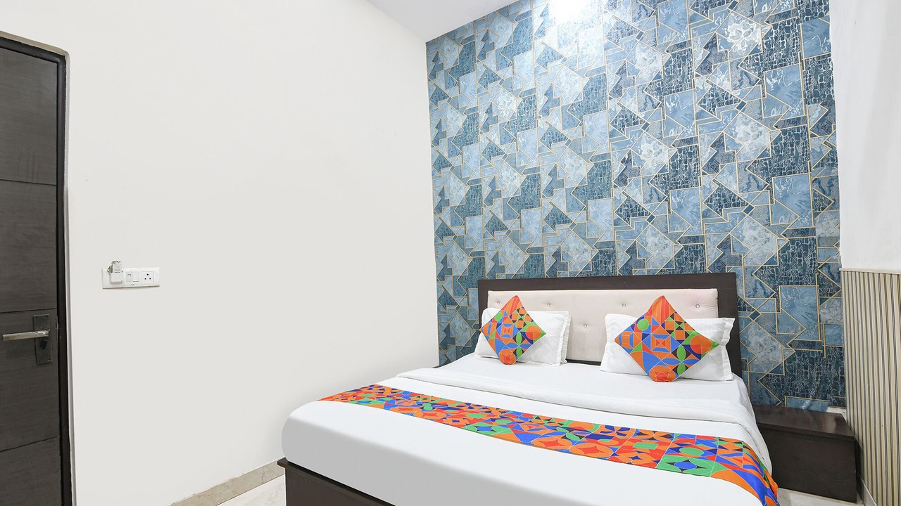Photo of Bedroom in Janakpuri