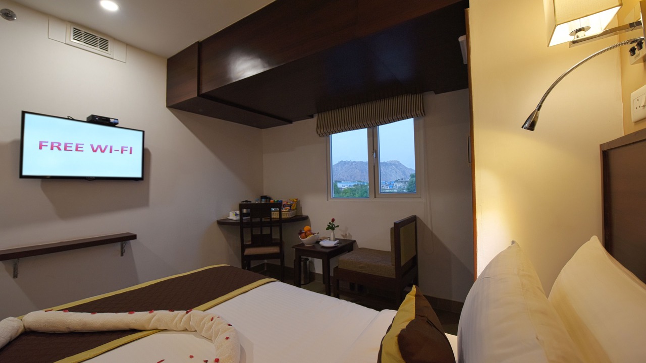 Photo of Bedroom in Sindhi Camp
