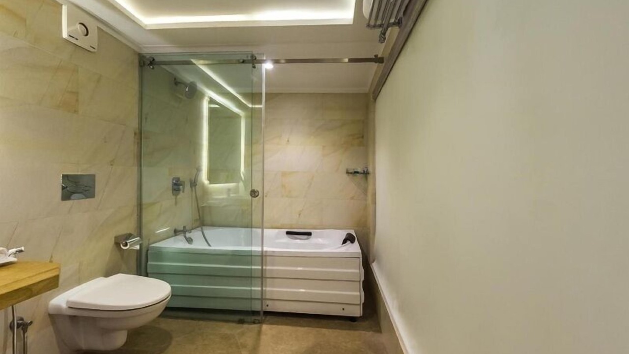 Photo of Bathroom in Gauravaddo
